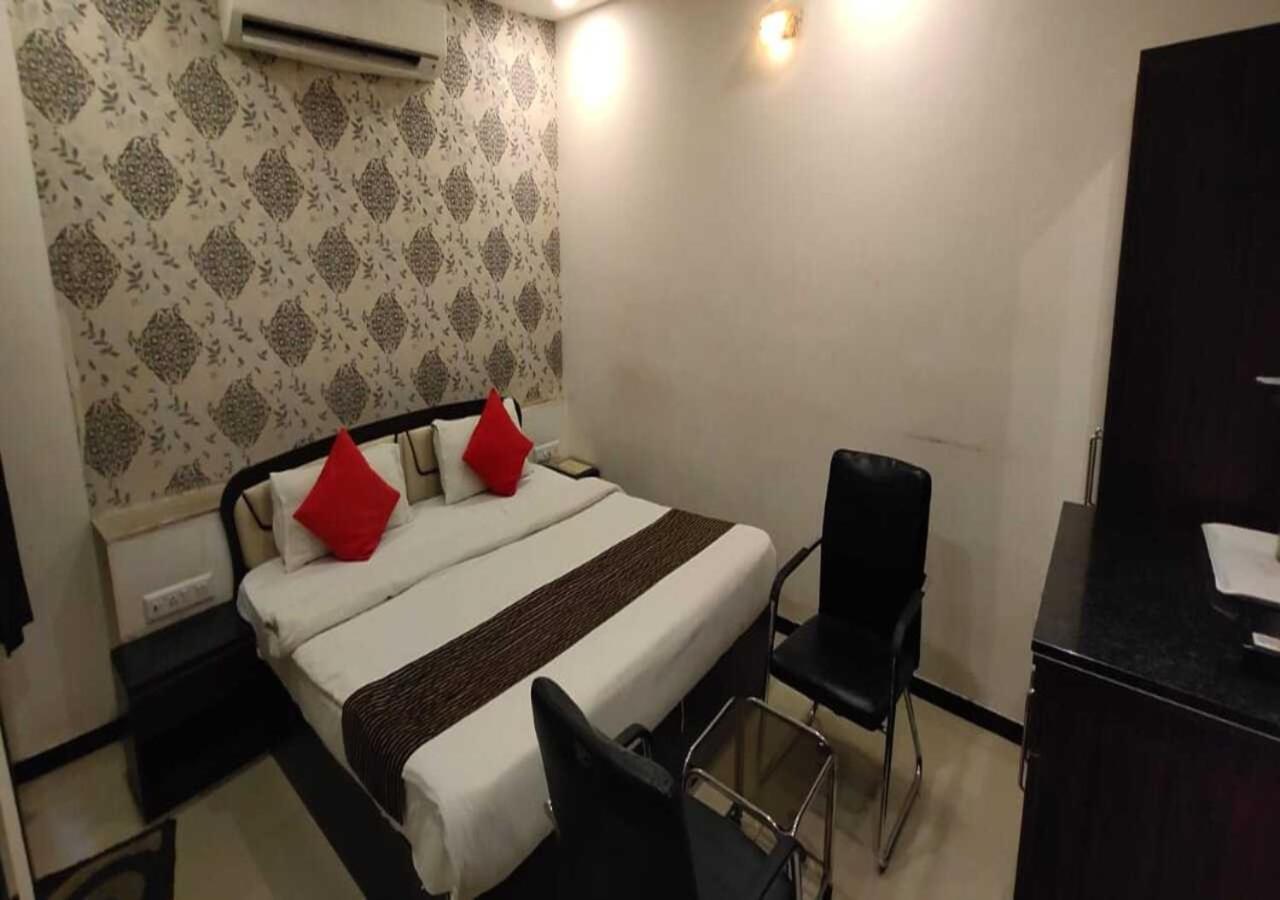 Hotel Swagatam Inn Rajkot Buitenkant foto