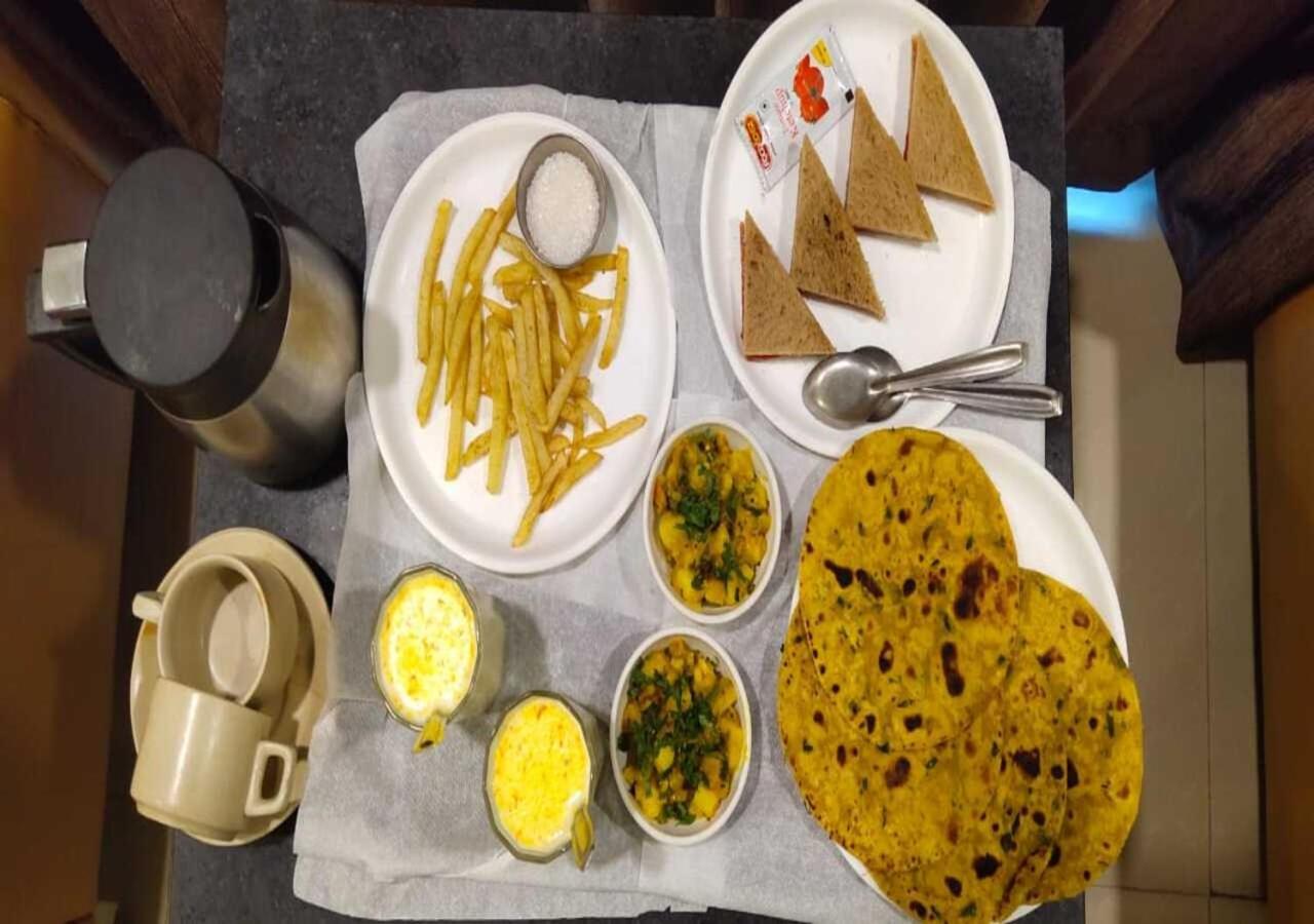 Hotel Swagatam Inn Rajkot Buitenkant foto
